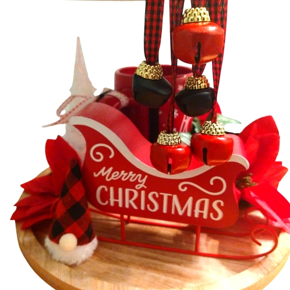 NEW Christmas Penguin Tiered Tray W/ Rae Dunn mug - Picture 11 of 15